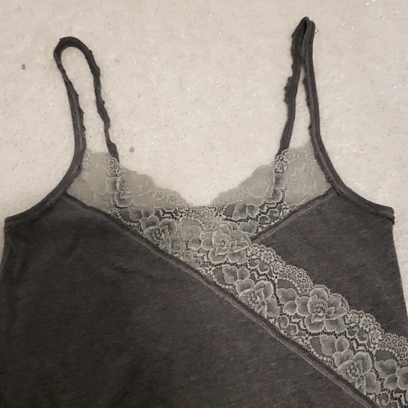 Hollister Lace Tank - Picture 5 of 10